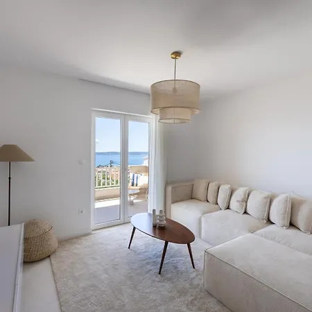 Olive Apartament *